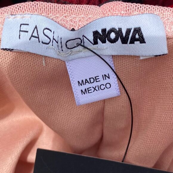 Fashion Nova Flowey Peach Crop Top/Cami. Size XS. NWT - Picture 5 of 7